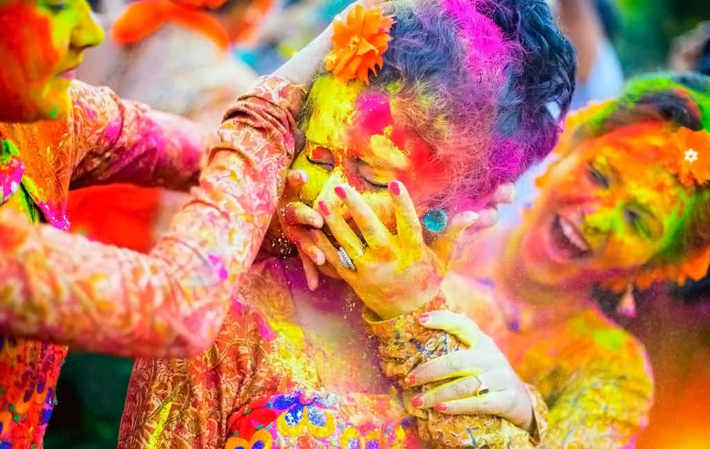 Holi india – celebrate the festival of colors