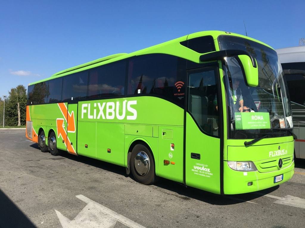 Путешествия по европе на автобусах компании intercars