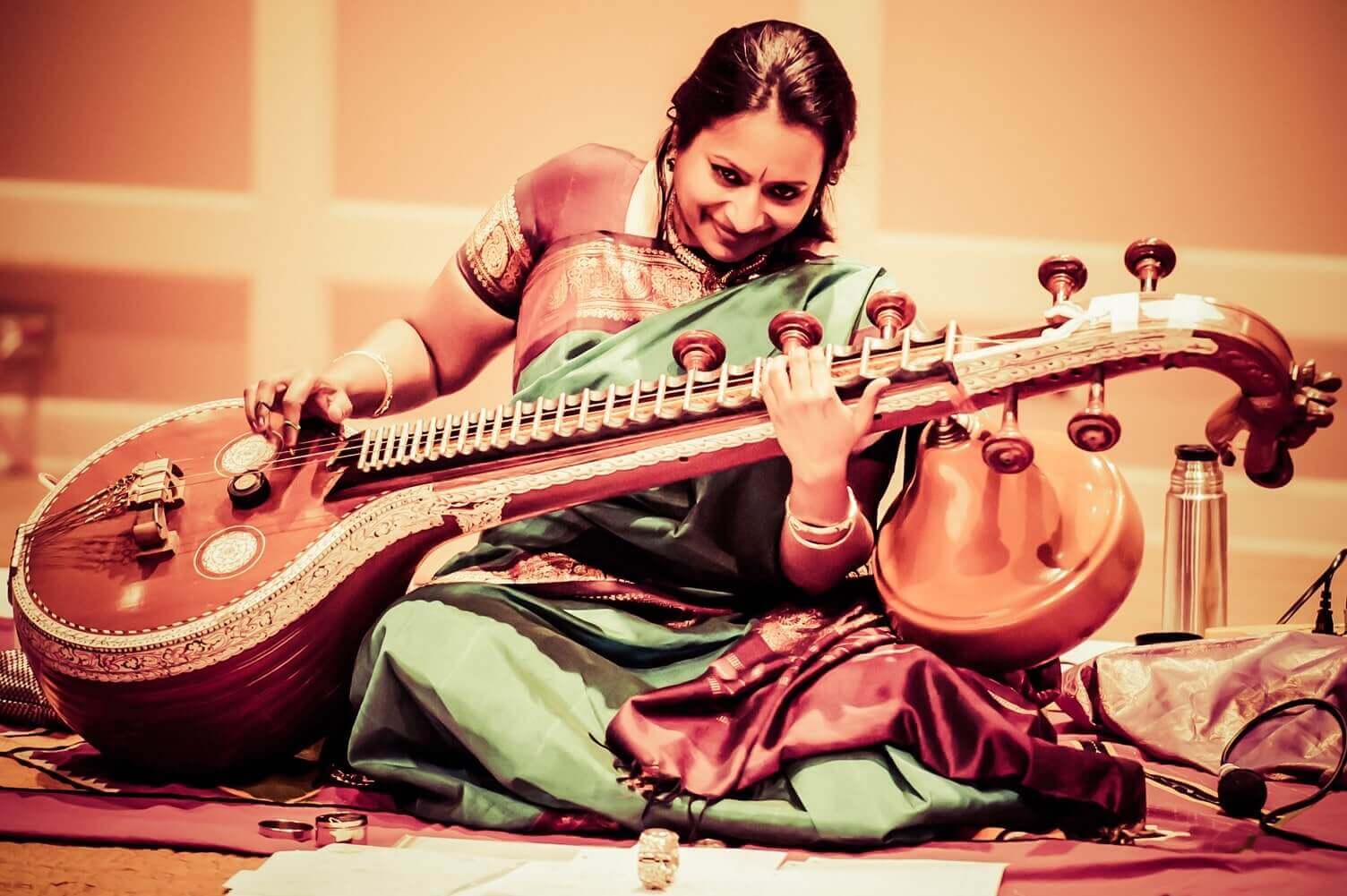 Индийская народная музыка