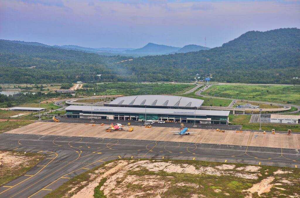 Как называются международные аэропорты вьетнама
