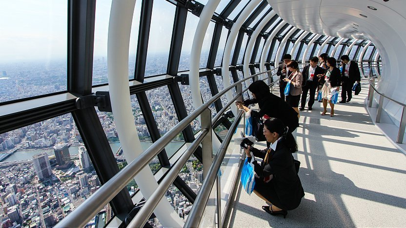 Телевизионная башня Skytree, Токио. Токио Скай три смотровая площадка. Смотровые площадки Токио Скайтри. Смотровая телебашня Токио. Токийский мир