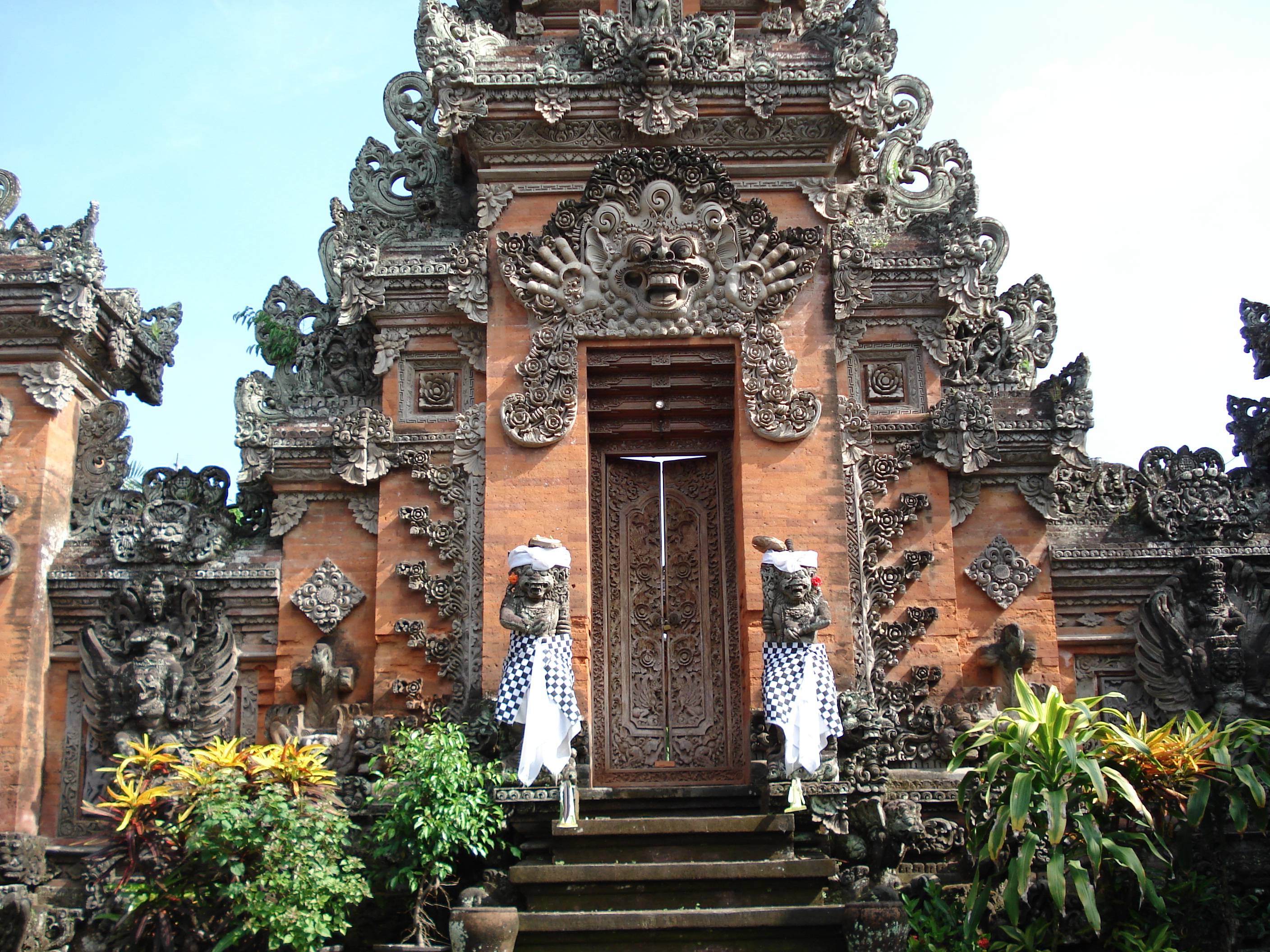 Самые красивые и знаменитые храмы острова бали
