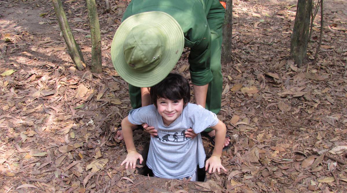 How to do a cu chi tunnels tour from saigon - nicerightnow
