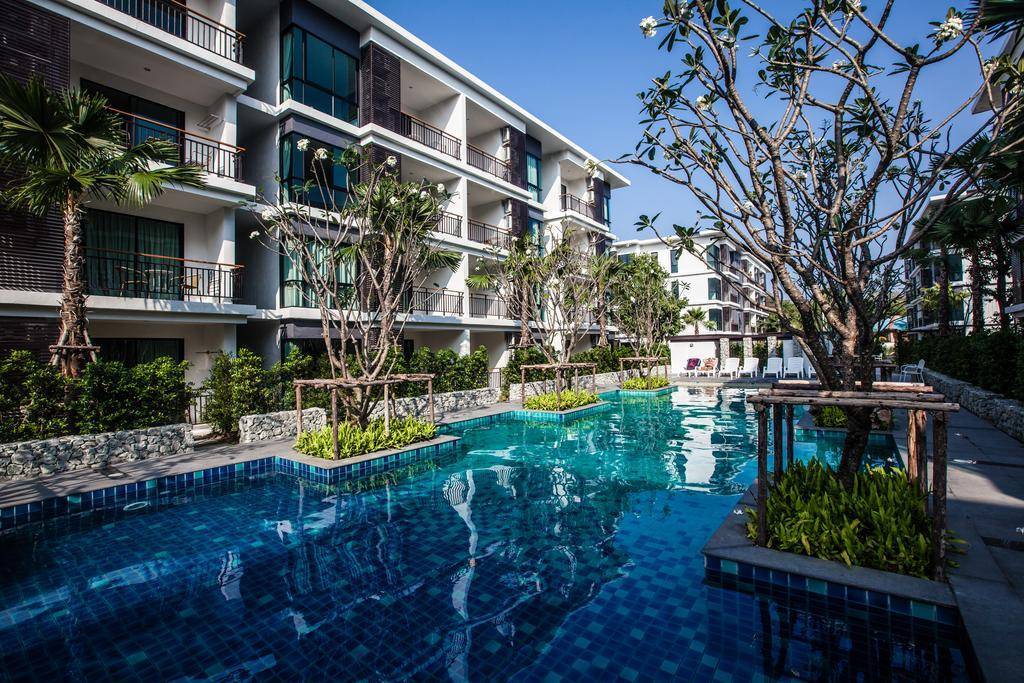 Liv hotel phuket patong beachfront - sha plus