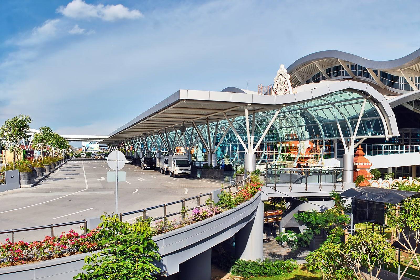 Аэропорт бали в индонезии: название, какой аэропорт
