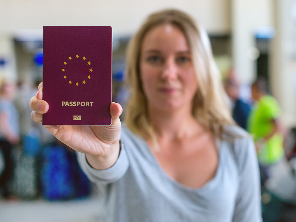 Гражданство ес гражданам рф: как получить паспорт евросоюза
гражданство ес гражданам рф: как получить паспорт евросоюза
