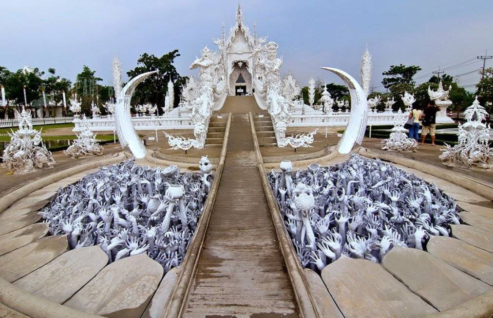 Белый храм в таиланде