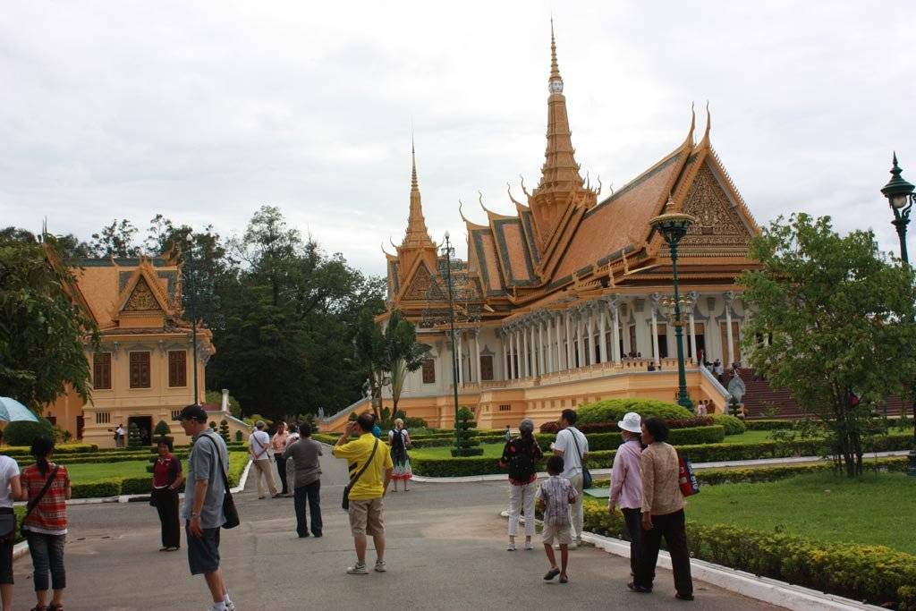7 главных достопримечательностей пномпеня, которые я посмотрела в столице камбоджи – описание и фото