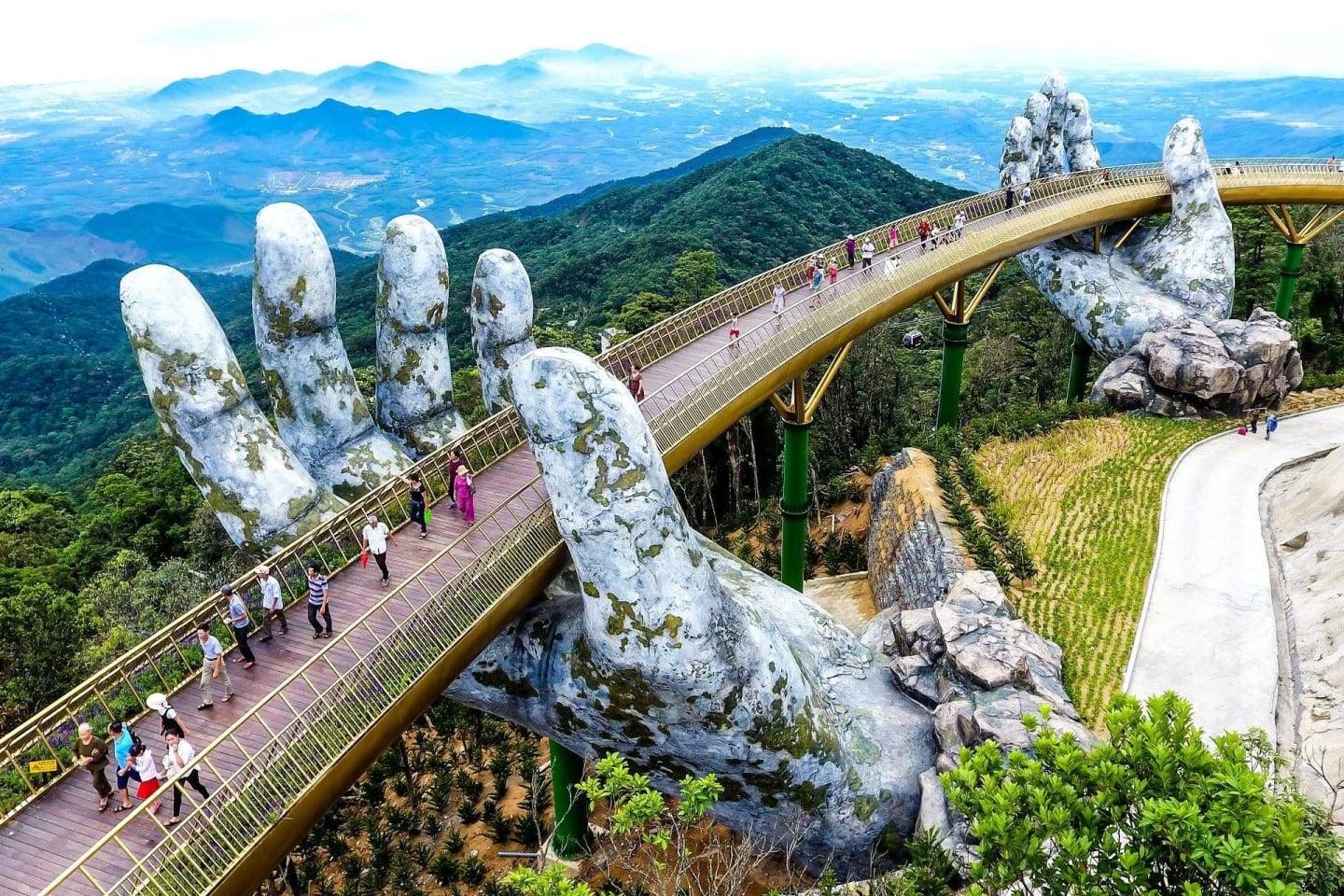 Золотой мост Голден бридж Вьетнам