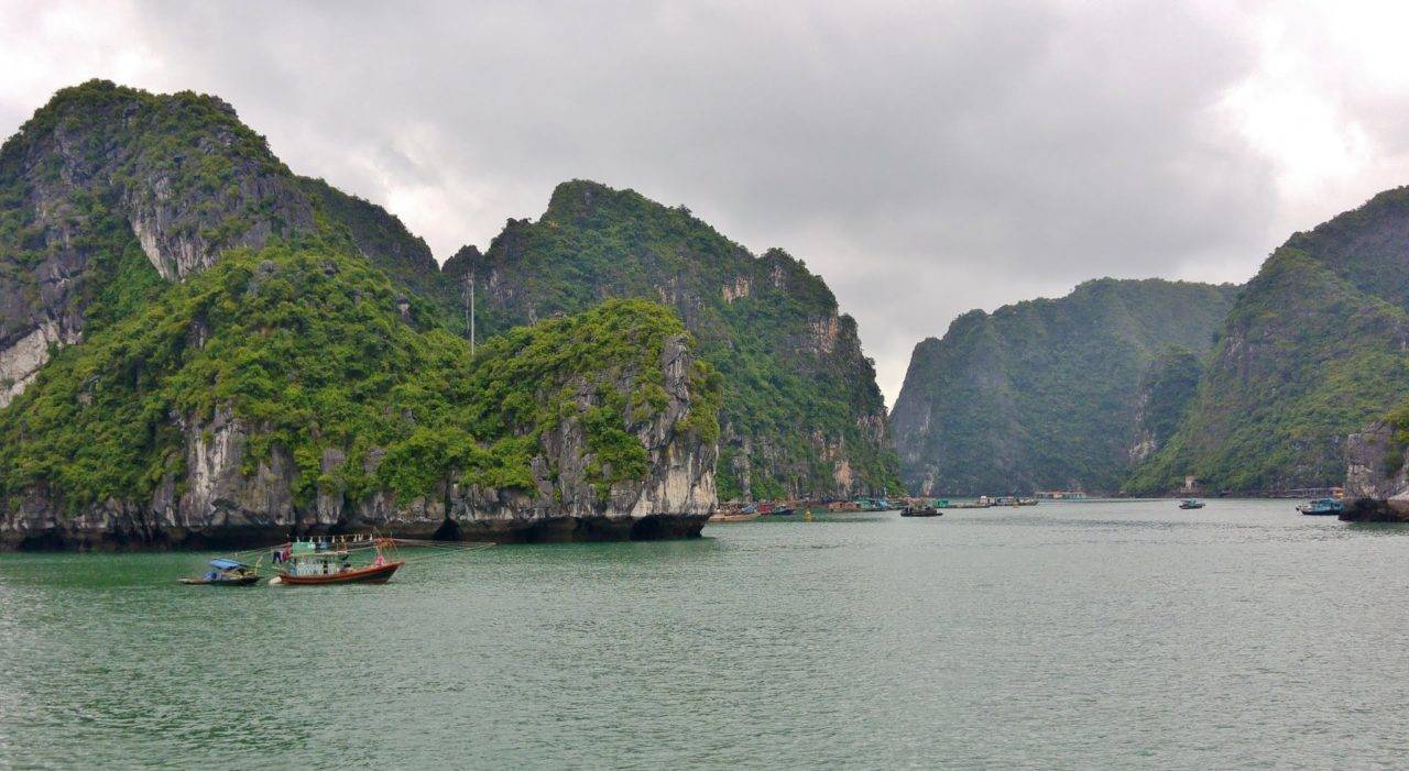 Бухта халонг, вьетнам: фото, экскурсии, как добраться? :: syl.ru