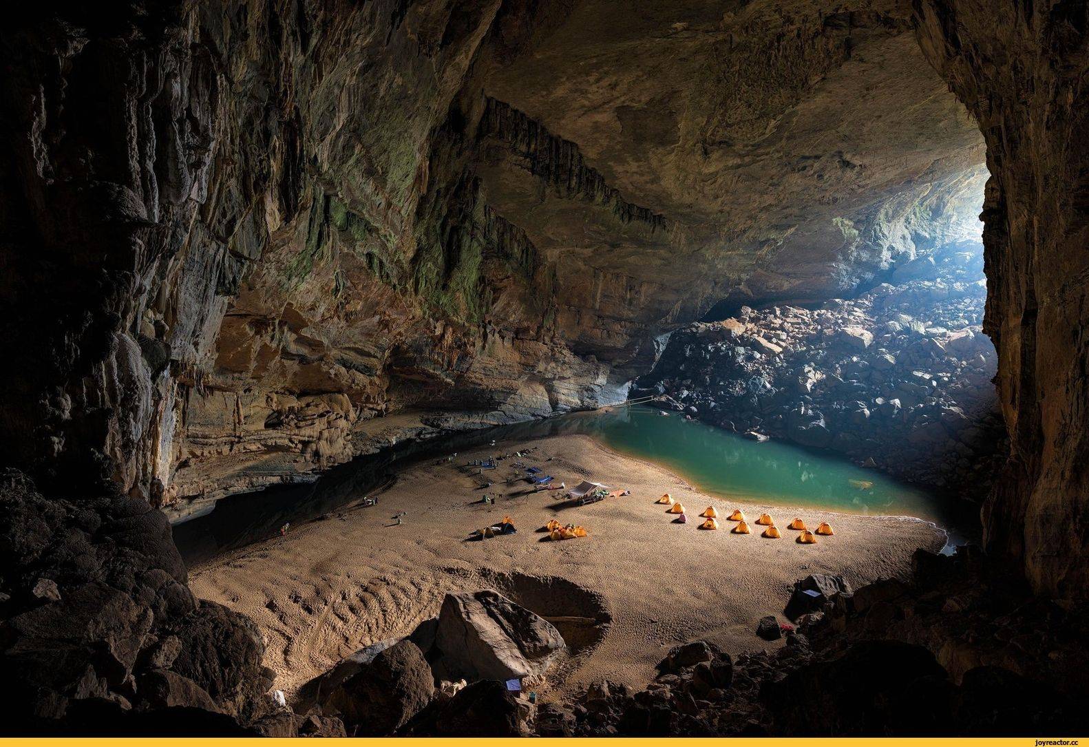 Пещера шондонг во вьетнаме | удивительный мир