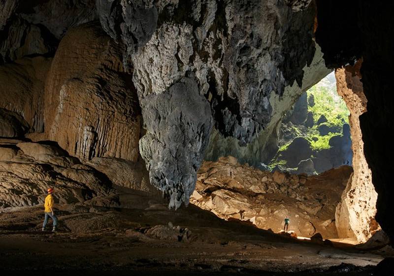 Самые большие пещеры в мире: топ-10
