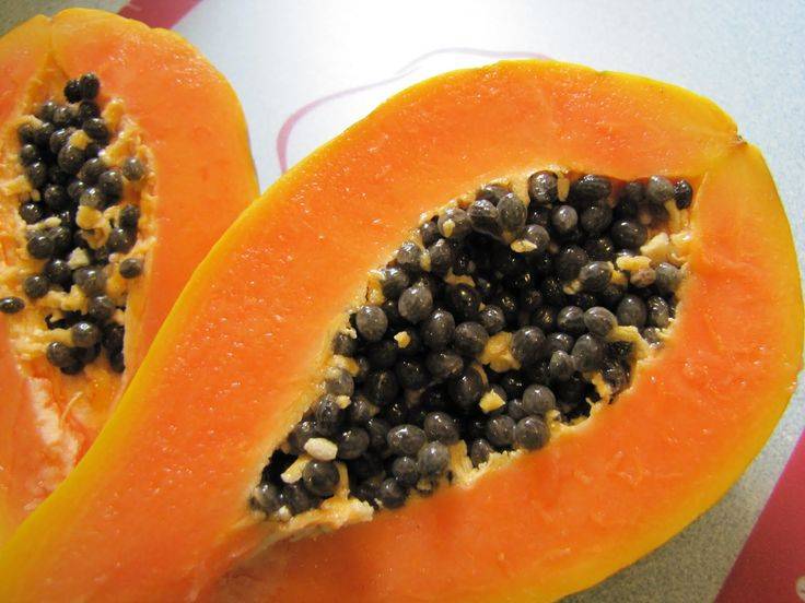 Фрукт папайя: фото, полезные свойства, вред, как его едят