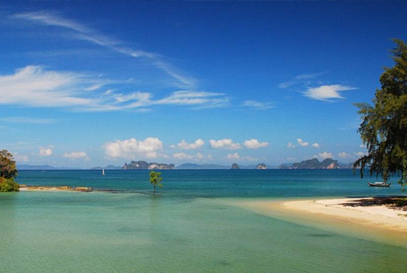 Пляж клонг муанг в краби, klong muang beach, спокойный и тихий