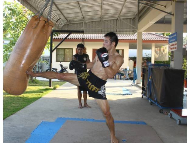 Совместите чудесный отдых с тренировками по тайскому боксу в лучших залах паттайи.