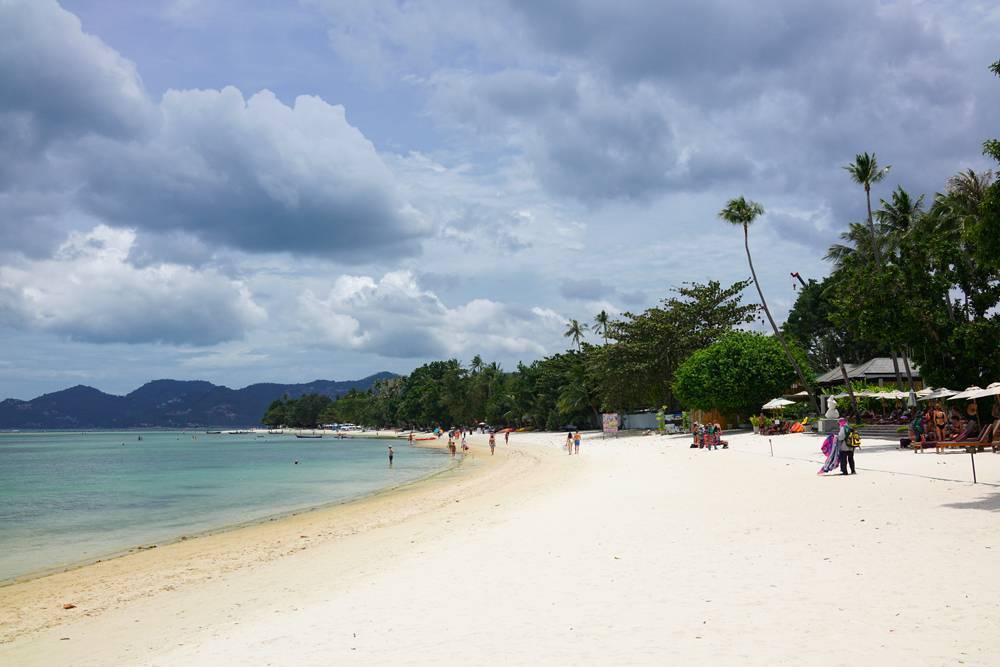 Пляж ламай (lamai beach) на острове самуи: море, песок, вода, инфраструктура, развлечения, что посмотреть, плюсы и минусы для зимовки, отзывы, фото и видео