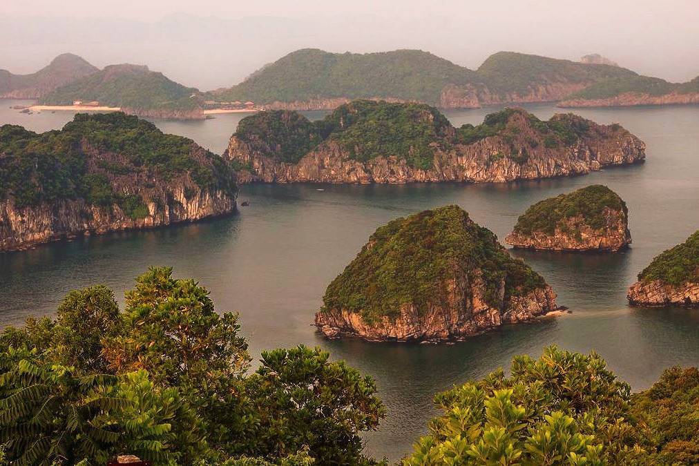 Обзор курорта халонг во вьетнаме