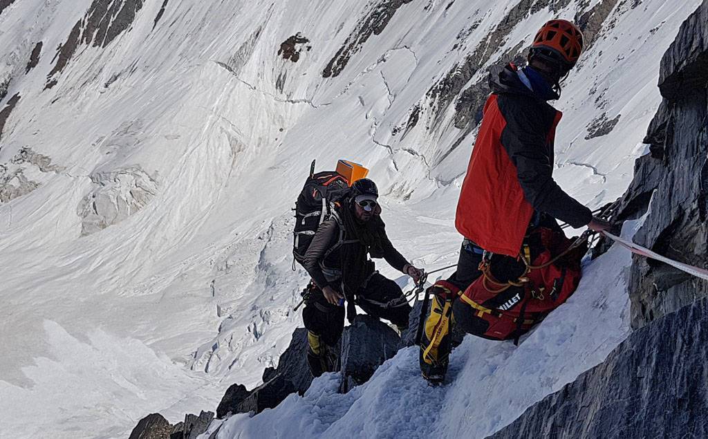 Тенцинг норгей первый человек покоривший вершину эвереста