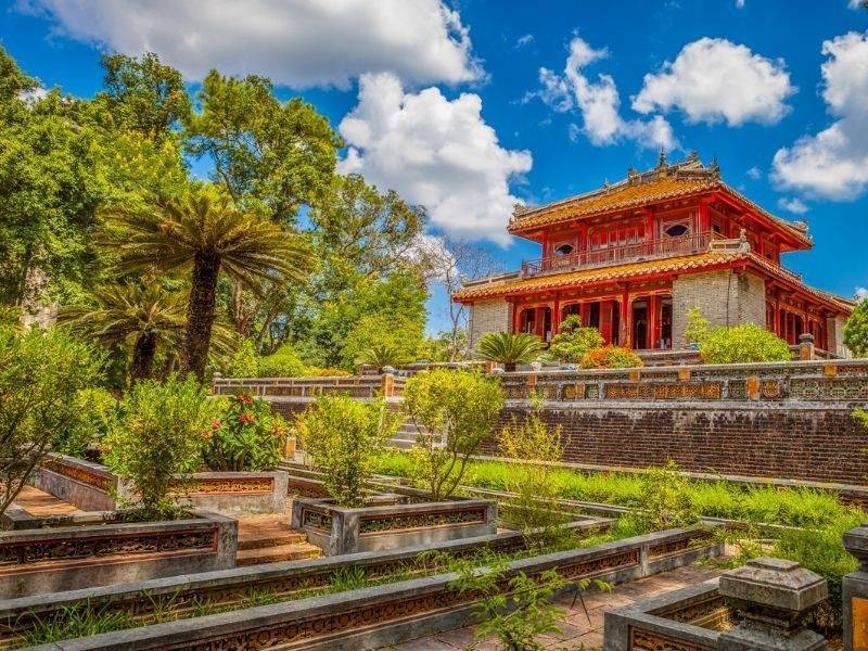 Достопримечательности хюэ, что посмотреть в древней столице последних императоров вьетнама