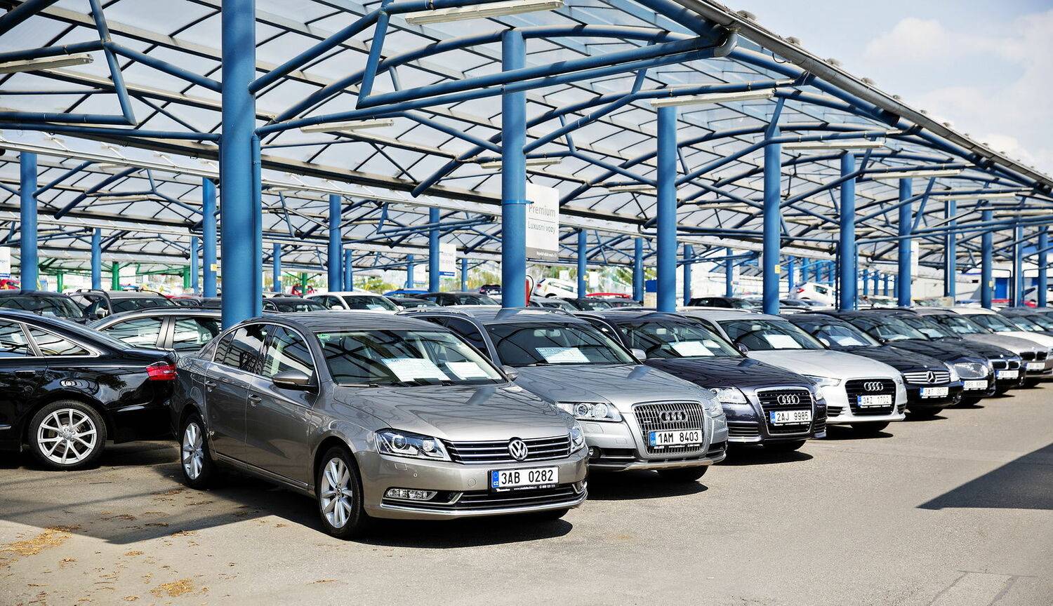 Автобазары, автосалоны и автоаукционы в испании