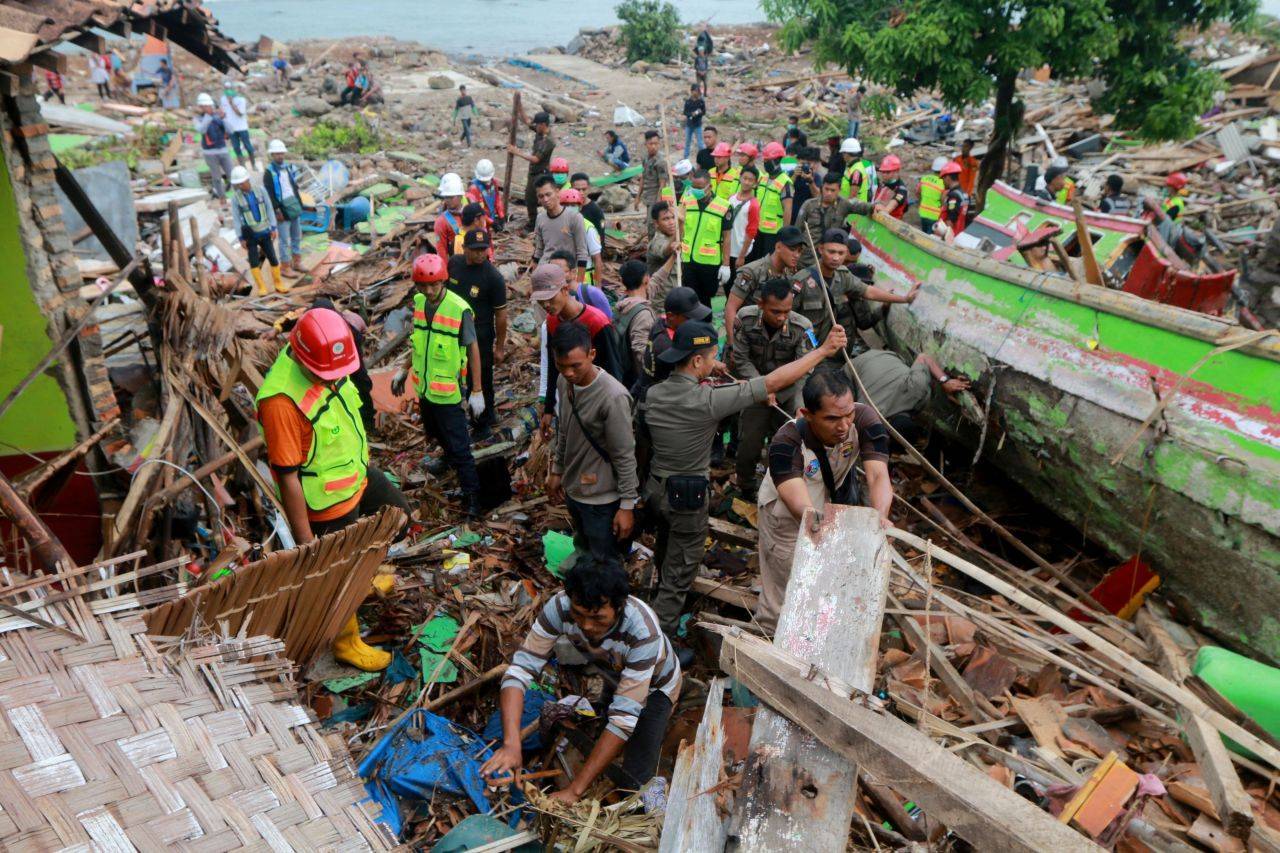 Цунами и наводнение на бали: последние новости, ситуация в 2019