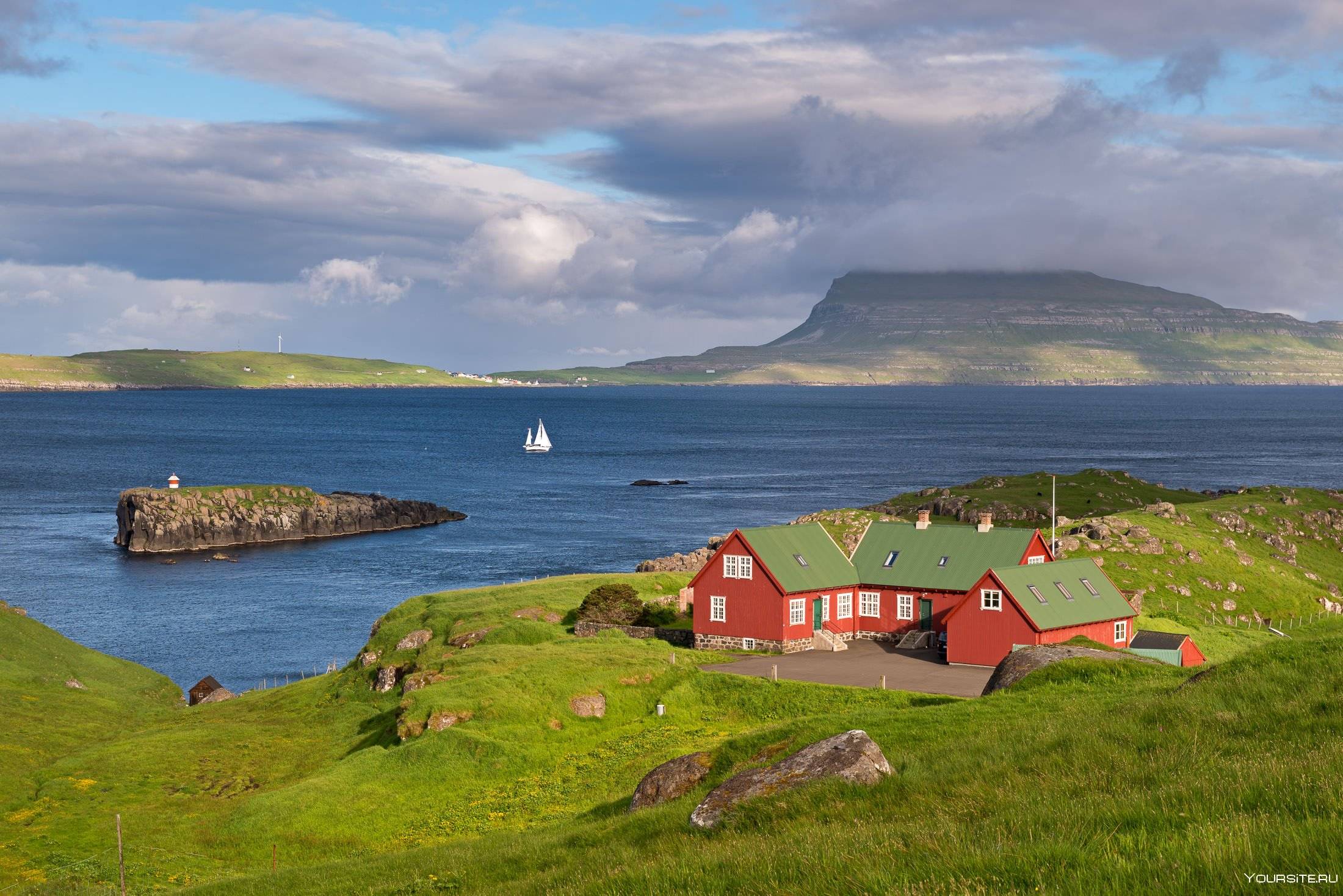 Кому принадлежат фарерские острова. Деревня Гасадалур, Фарерские острова. Стреймой Фарерские острова. Гьогв Фарерские острова.