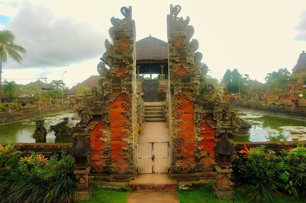 Besakih Temple Бали